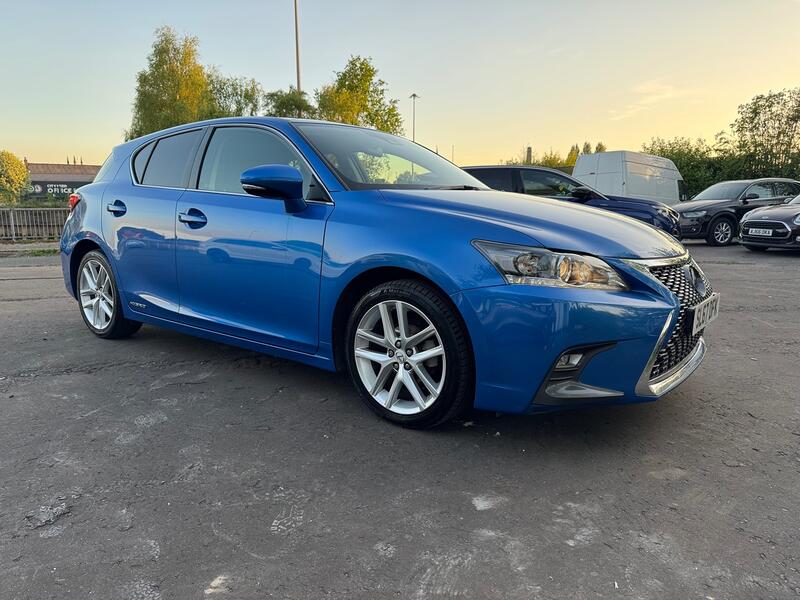 LEXUS